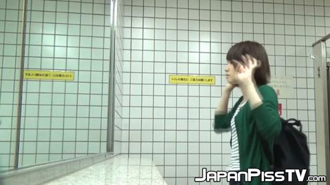 Hot Japanese Babes Urinating In The Toilet