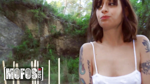 MOFOS - Sexy Babe Silvia Soprano’s Outdoor Anal Picnic Celebration With Jordi El Nino Polla